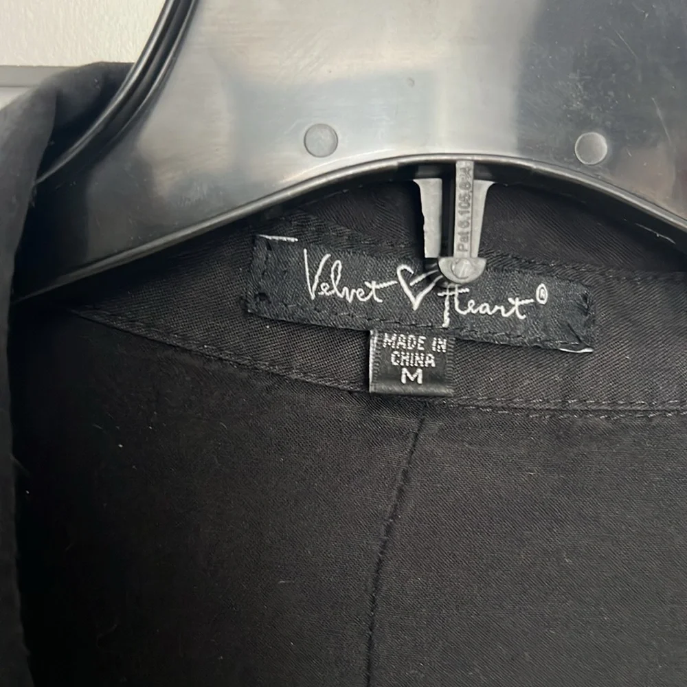 Button down - Picture 4 of 4